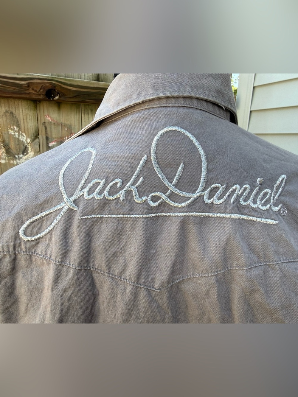 Jack Daniels Wrangler Men's Embroidered Shirt Jacket - Gray Brown